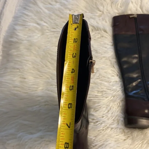 Vince Camuto Karen Equestrian Leather
Boot Brown & Black 6 1/2 M - Picture 10 of 17